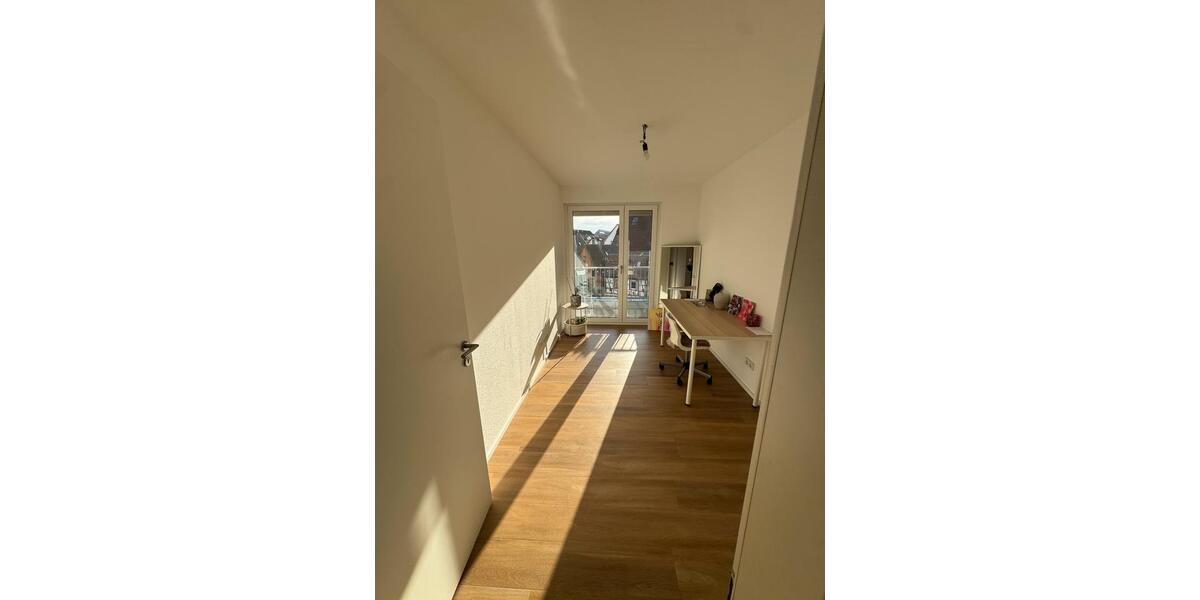 Etagenwohnung Schorndorf - 4 Zimmer, 106 m&sup2;, 1.900&euro; | Angebot:26038198