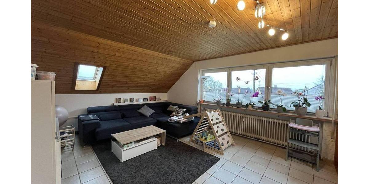 Etagenwohnung Altdorf - 5 Zimmer, 98 m&sup2;, 950&euro; | Angebot:26161861