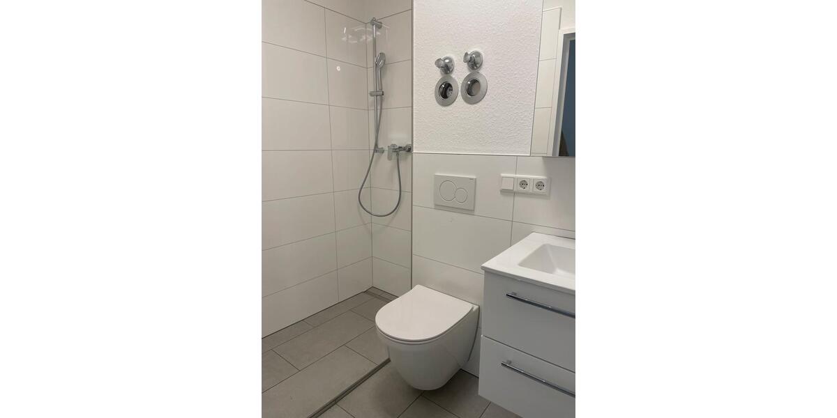 Etagenwohnung Wiesbaden Dotzheim - 1 Zimmer, 27 m&sup2;, 700&euro; | Angebot:24630576