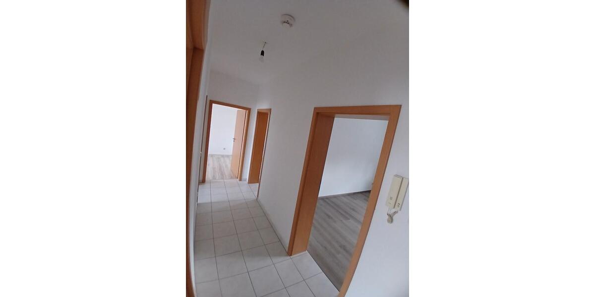Etagenwohnung Haldensleben - 3 Zimmer, 64 m&sup2;, 495&euro; | Angebot:26491166