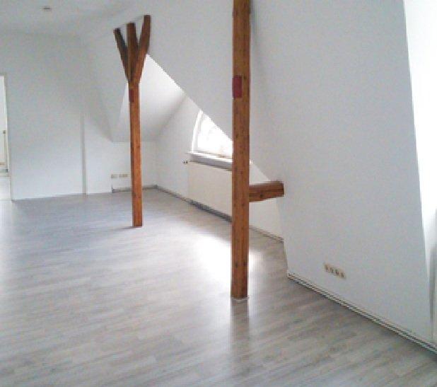 Etagenwohnung Herford - 2 Zimmer, 140 m&sup2;, 1.200&euro; | Angebot:26294686