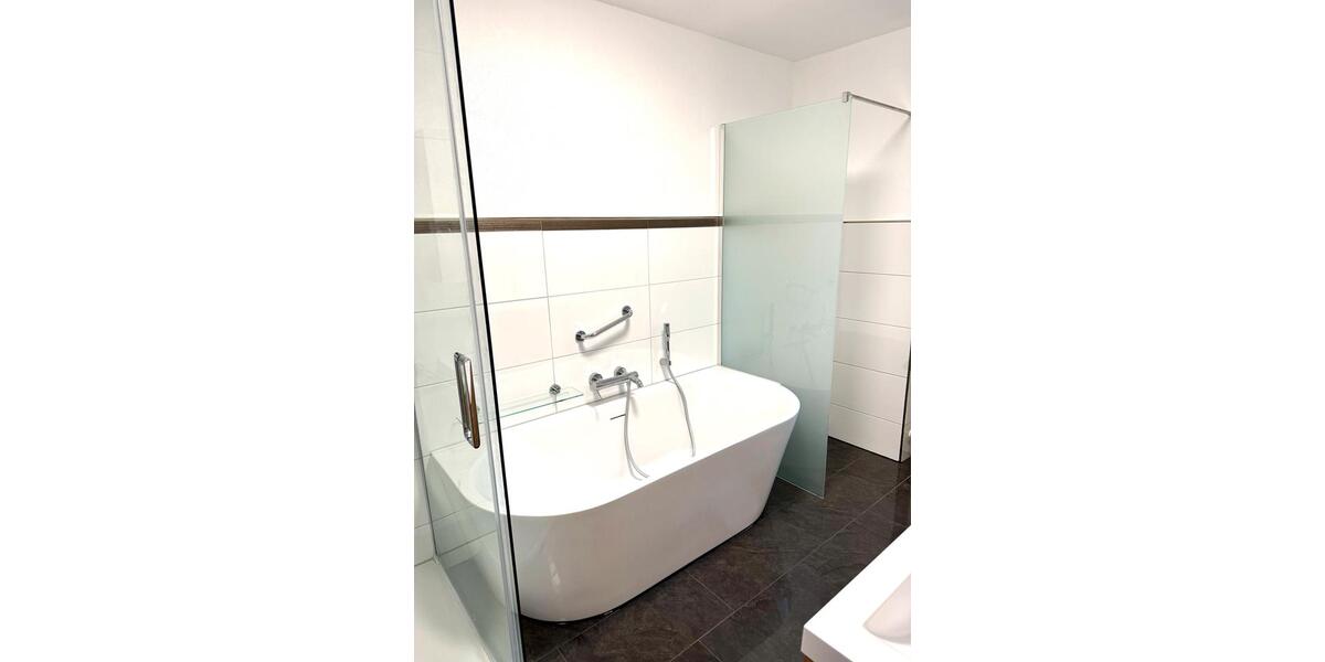 Etagenwohnung Bischofsmais - 4 Zimmer, 132 m&sup2;, 990&euro; | Angebot:25926217