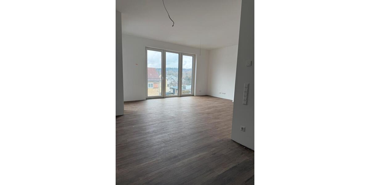 Etagenwohnung Walldürn - 3 Zimmer, 82 m&sup2;, 906&euro; | Angebot:25886675