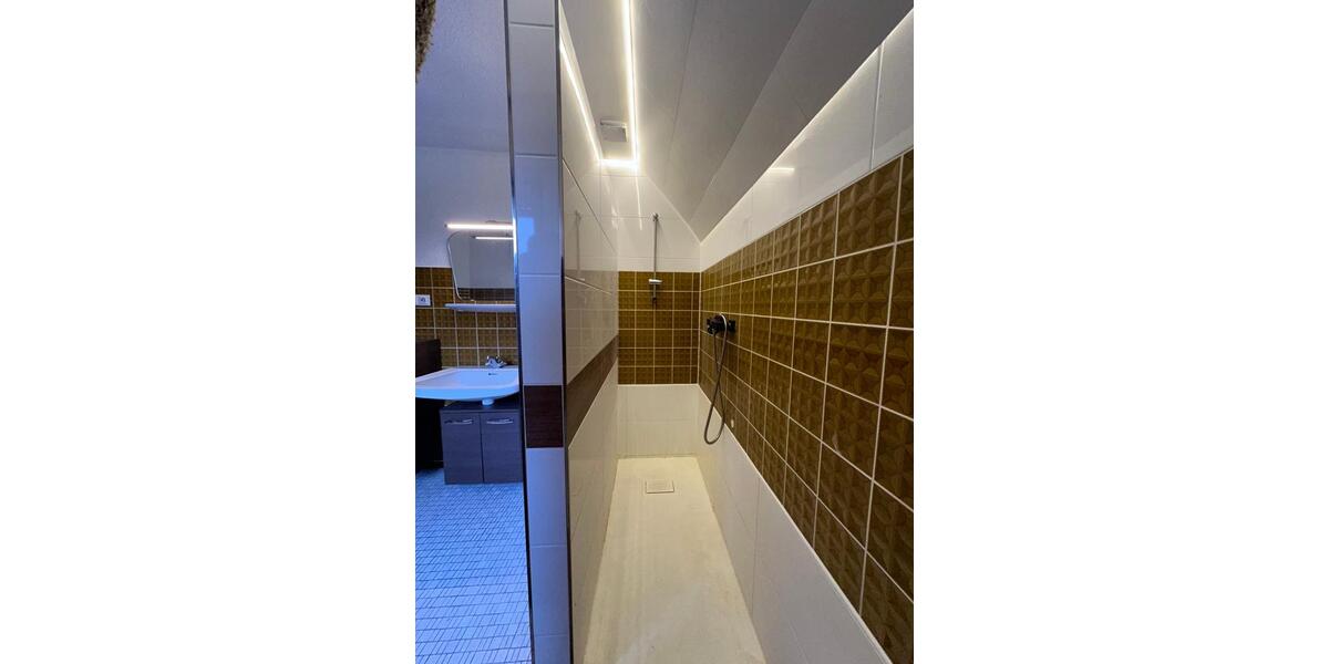 Wohnen auf Zeit Haren (Ems) - 6 Zimmer, 12 m&sup2;, 400&euro; | Angebot:25756046