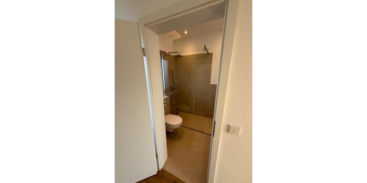Einfamilienhaus Stuttgart Bad Cannstatt - 1 Zimmer, 52 m&sup2;, 1.000&euro; | Angebot:26463423