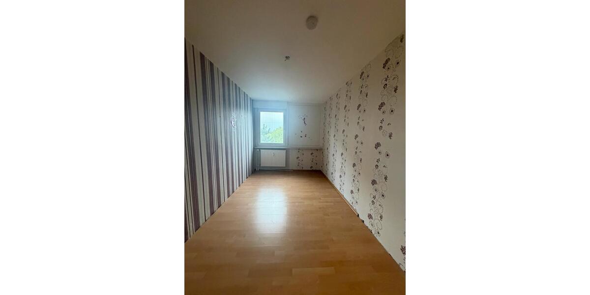 Etagenwohnung Ludwigshafen am Rhein Edigheim - 4 Zimmer, 106 m&sup2;, 1.750&euro; | Angebot:26097178