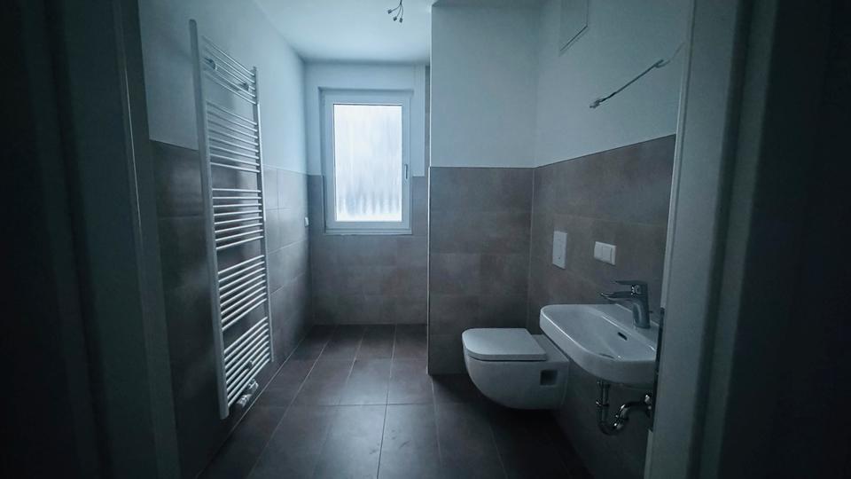 Etagenwohnung Schönefeld - 4 Zimmer, 131 m&sup2;, 3.016&euro; | Angebot:25279860