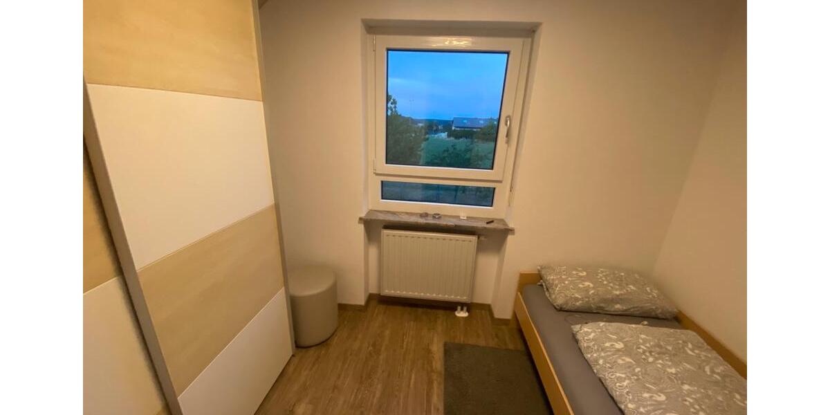 Wohnen auf Zeit Dittelbrunn - 3.5 Zimmer, 89 m&sup2;, 25&euro; | Angebot:19509456