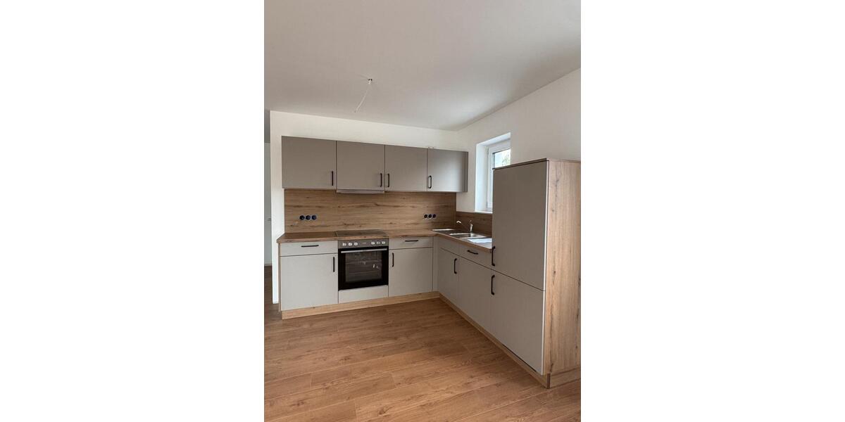 Erdgeschoßwohnung Viechtach - 2 Zimmer, 62 m&sup2;, 600&euro; | Angebot:26491285