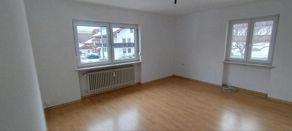 Etagenwohnung Zwiesel - 3 Zimmer, 70 m&sup2;, 480&euro; | Angebot:24805300