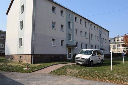 Wohnung Hainichen - 4 Zimmer, 69 m&sup2;, 417&euro; | Angebot:26393382