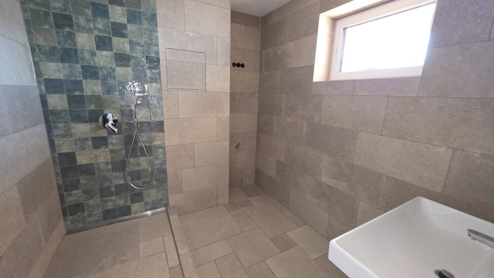 Etagenwohnung Landshut West - 4 Zimmer, 100 m&sup2;, 1.200&euro; | Angebot:26542811