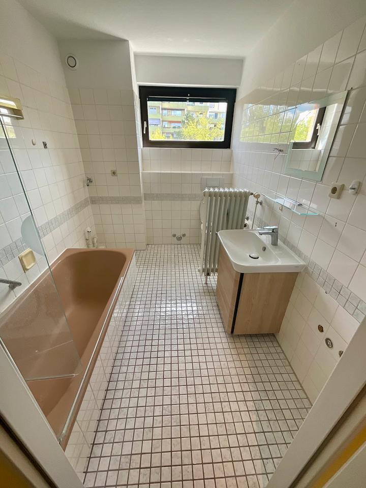 Familienwohnung mit Balkon zimmer