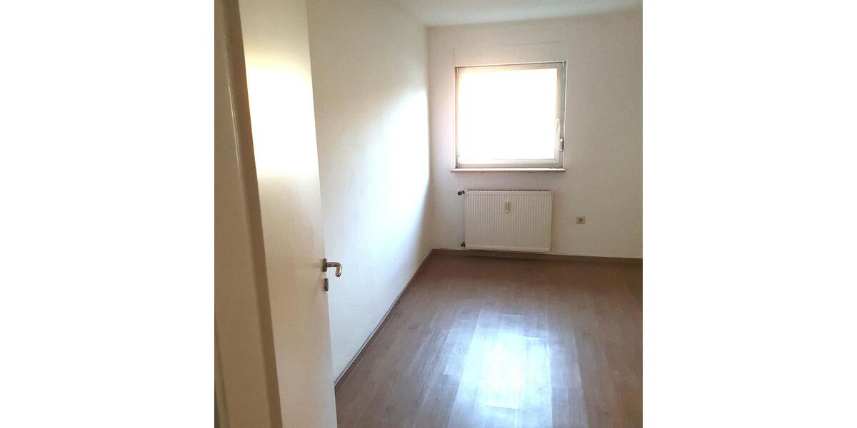Etagenwohnung Bad Mergentheim - 4 Zimmer, 85 m&sup2;, 800&euro; | Angebot:25332641