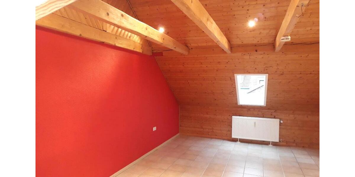 Dachgeschoßwohnung Karlsruhe Südstadt - 2 Zimmer, 65 m&sup2;, 840&euro; | Angebot:26024480