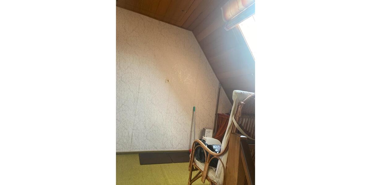 Dachgeschoßwohnung Dillingen an der Donau - 3.5 Zimmer, 65 m&sup2;, 840&euro; | Angebot:26611701