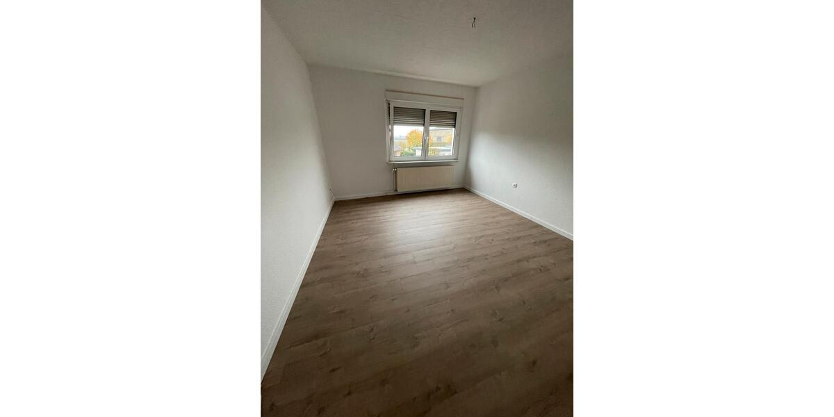 Frisch renovierte 3 Raumwohnung in 39221 Eickendorf 3 zimmer