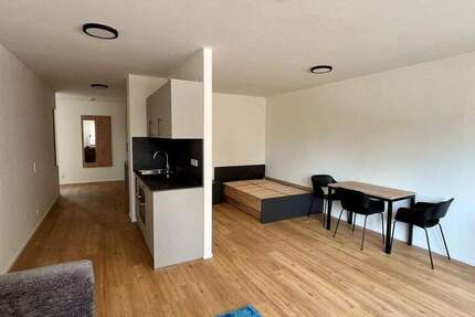 Großzügige, möblierte 1-Zimmer-Wohnung zum Erstbezug!