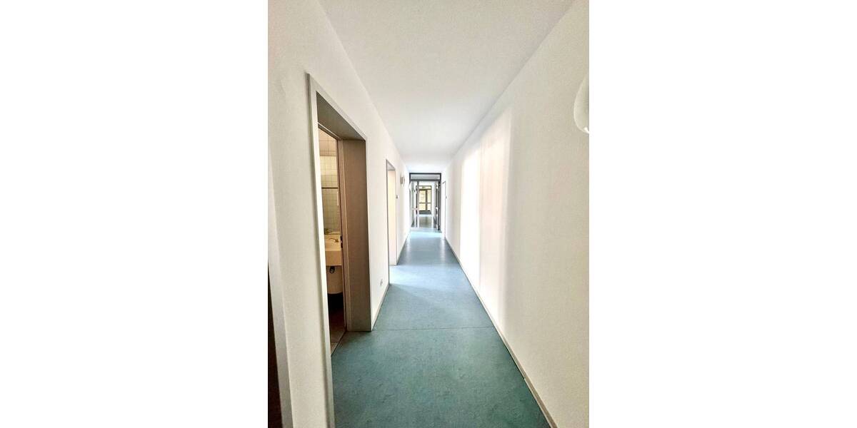 Gewerbeobjekt Kaiserslautern Innenstadt - 6 Zimmer, 1.550&euro; | Angebot:25741275