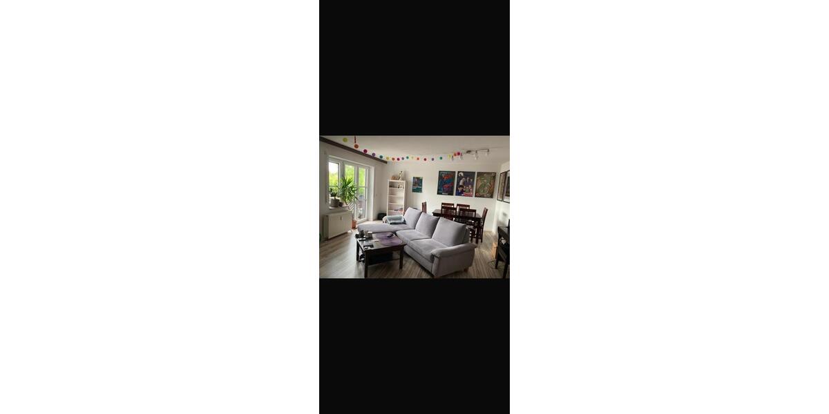 Etagenwohnung Tirschenreuth - 3 Zimmer, 90 m&sup2;, 900&euro; | Angebot:25725520