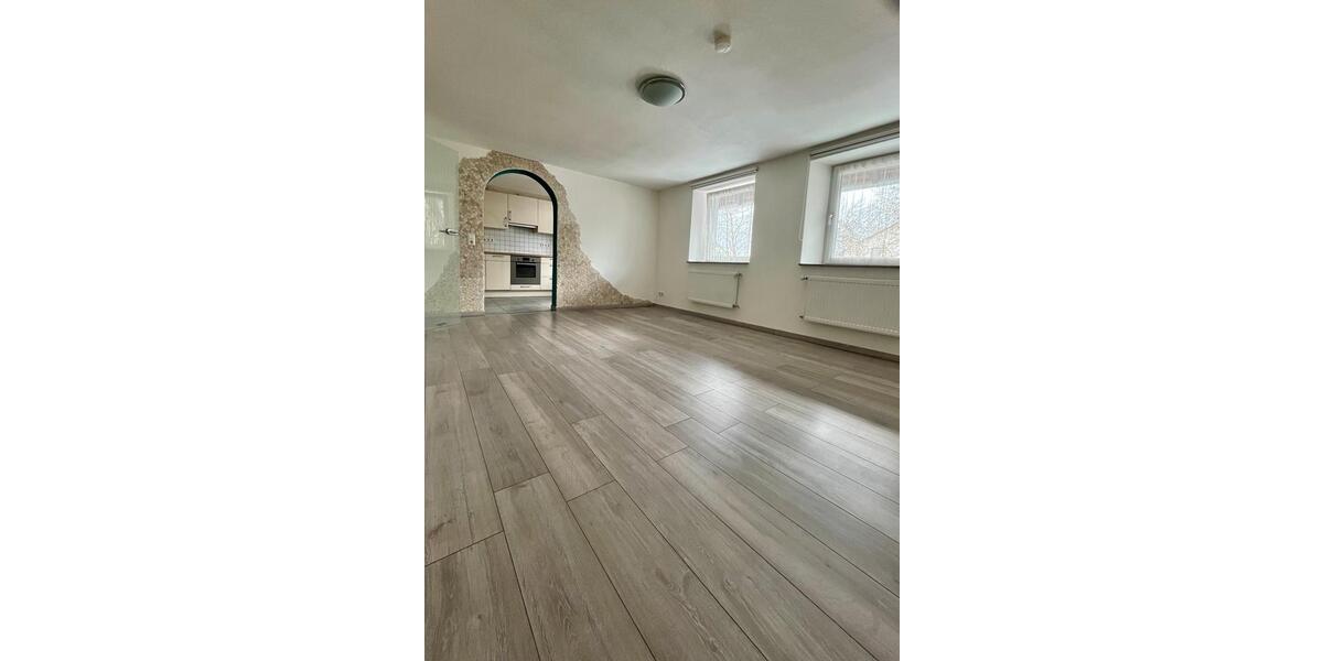 Etagenwohnung Rickenbach - 4 Zimmer, 100 m&sup2;, 900&euro; | Angebot:25993662