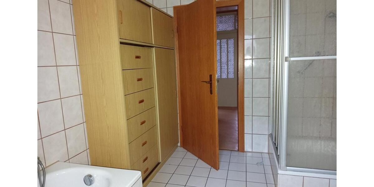 Erdgeschoßwohnung Heuchelheim a. d. Lahn - 3 Zimmer, 80 m&sup2;, 1.100&euro; | Angebot:24828331