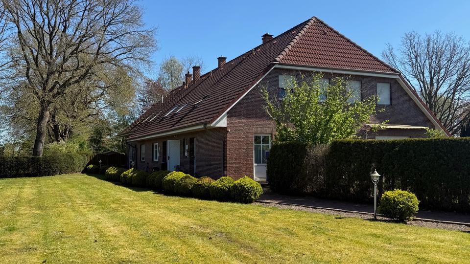 Erdgeschoßwohnung Uplengen - 4 Zimmer, 106 m&sup2;, 595&euro; | Angebot:26532141