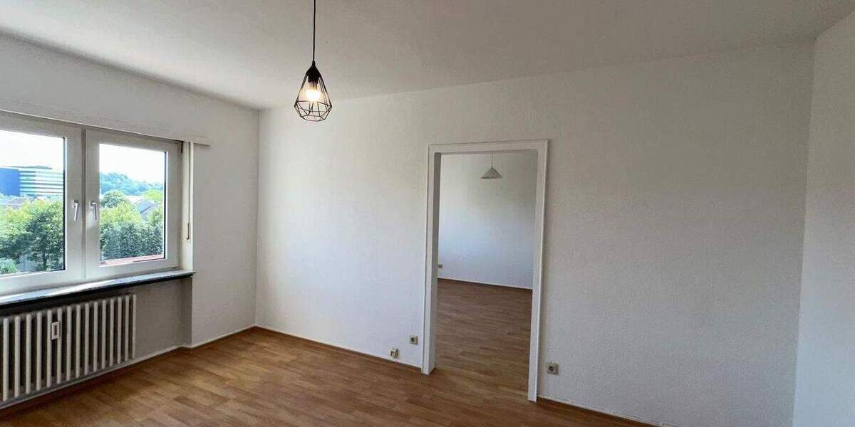 Etagenwohnung Saarbrücken Malstatt - 2 Zimmer, 44 m&sup2;, 375&euro; | Angebot:24377483