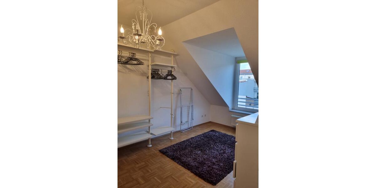 Wohnen auf Zeit Düsseldorf Oberbilk - 3 Zimmer, 72 m&sup2;, 1.350&euro; | Angebot:25678715