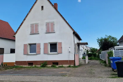Haus Haßloch - 4 Zimmer, 110 m&sup2;, 1.350&euro; | Angebot:24535824