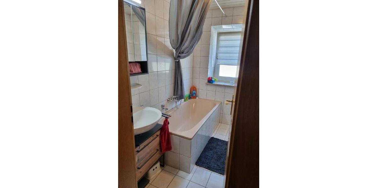 Erdgeschoßwohnung Zwiesel - 4 Zimmer, 80 m&sup2;, 585&euro; | Angebot:26671320