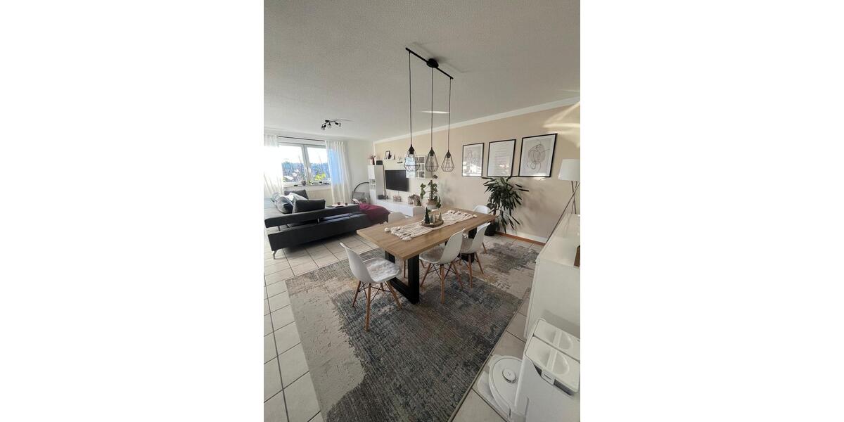 Erdgeschoßwohnung Schiffweiler - 4 Zimmer, 100 m&sup2;, 730&euro; | Angebot:25263578