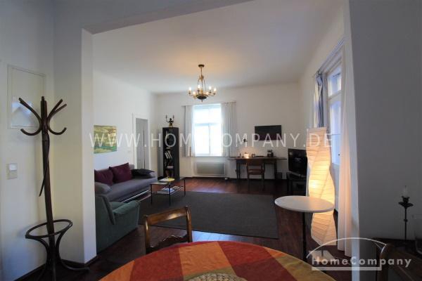 MöbliertFurnished 1,5 Zimmer Apartment mit Dachterrasse in Dresden-Loschwitz max. 2 Personen