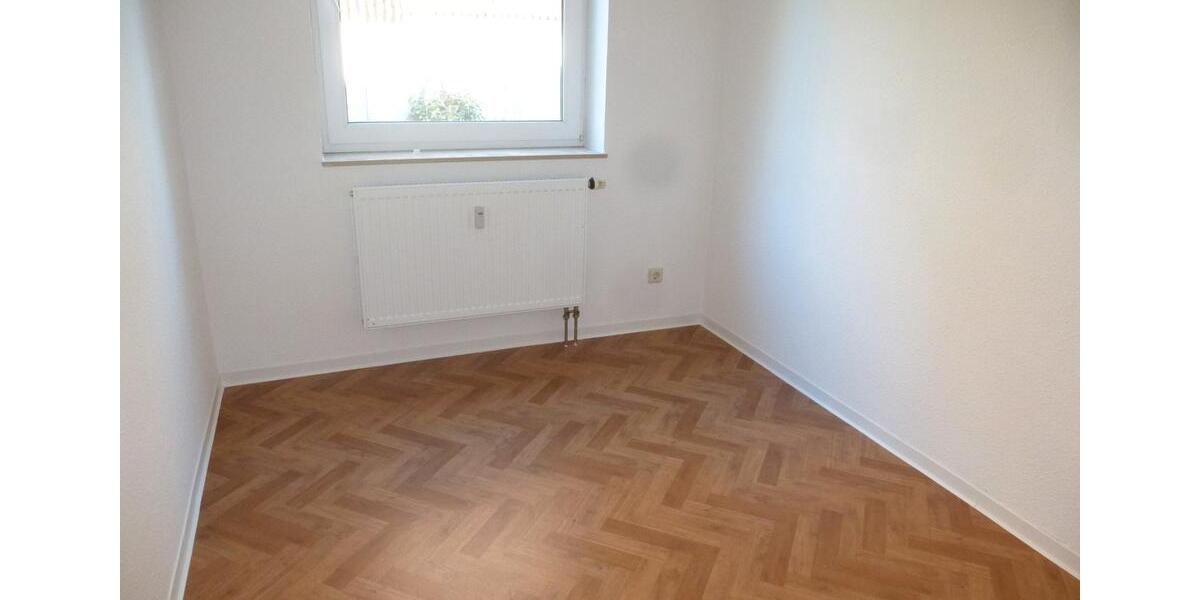 Etagenwohnung Mittweida - 2 Zimmer, 31 m&sup2;, 220&euro; | Angebot:26400451