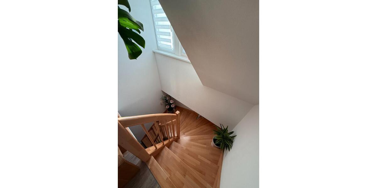 Maisonettenwohnung Bad Arolsen - 4 Zimmer, 100 m&sup2;, 1.000&euro; | Angebot:26286563