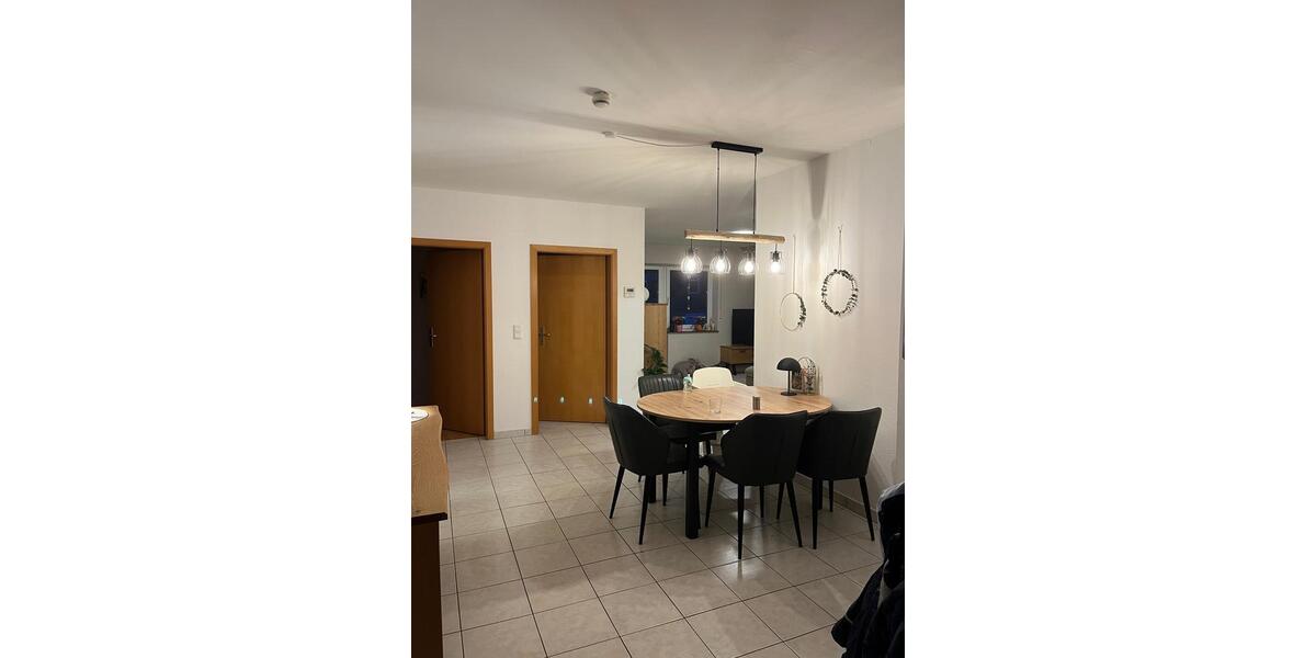 Etagenwohnung Porta Westfalica - 4 Zimmer, 92 m&sup2;, 880&euro; | Angebot:25151053