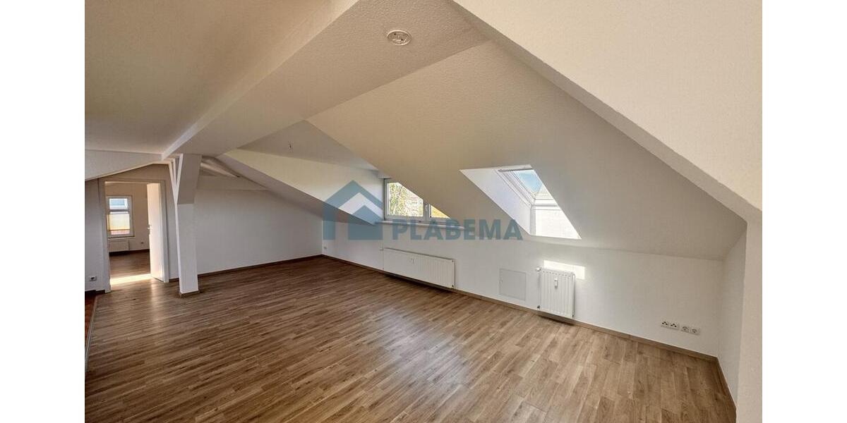 Dachgeschoßwohnung Stralsund Langendorfer Berg - 2 Zimmer, 70 m&sup2;, 875&euro; | Angebot:26645276