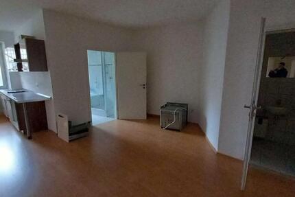 54090 - 4-Zimmer-Stadtwohnung mit Einbauküche 4 zimmer