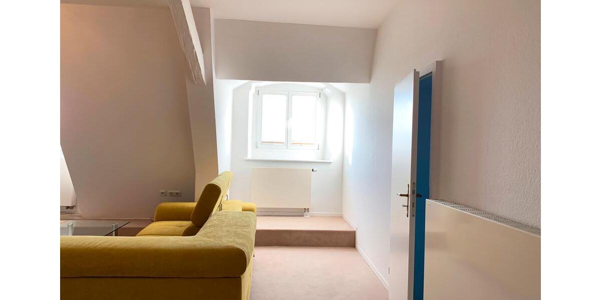 Dachgeschoßwohnung Halle (Saale) - 3 Zimmer, 75 m&sup2;, 1.290&euro; | Angebot:26008357