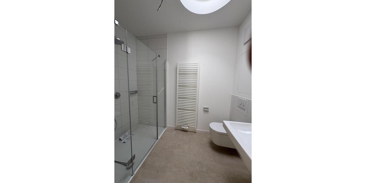 Einfamilienhaus Leonberg - 4 Zimmer, 121 m&sup2;, 2.484&euro; | Angebot:23712507
