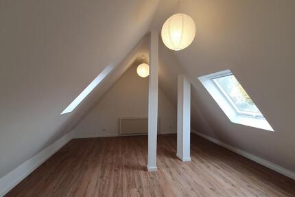 Wohnen auf Zeit Ditzingen - 1 Zimmer, 85 m&sup2;, 590&euro; | Angebot:26495027