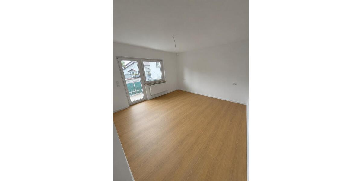 Etagenwohnung Gießen Wieseck - 4 Zimmer, 90 m&sup2;, 1.300&euro; | Angebot:26432415