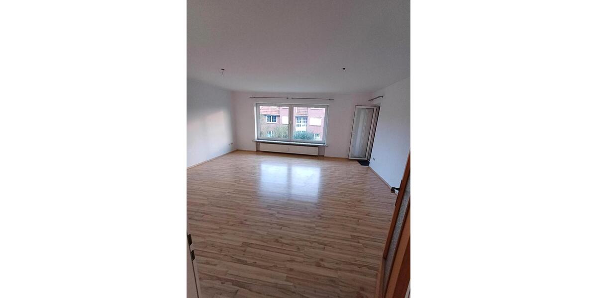 Etagenwohnung Nienburg (Weser) - 4 Zimmer, 88 m&sup2;, 862&euro; | Angebot:24466695