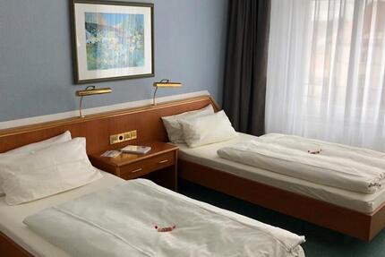 TOP MONTEURHOTEL City Best ab 30€ pPNacht 1 zimmer
