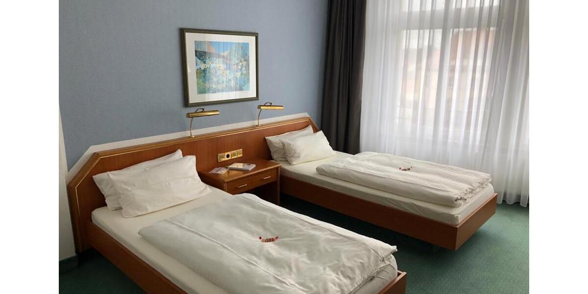 TOP MONTEURHOTEL City Best ab 30€ pPNacht 1 zimmer