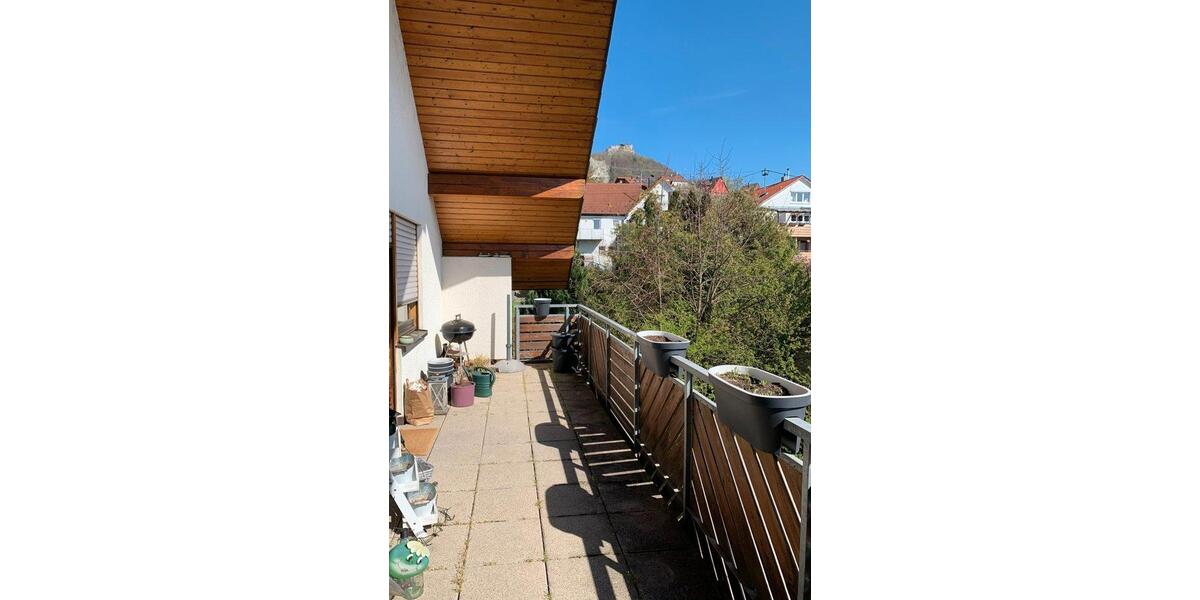 Dachgeschoßwohnung Neuffen - 4 Zimmer, 114 m&sup2;, 1.200&euro; | Angebot:26150486