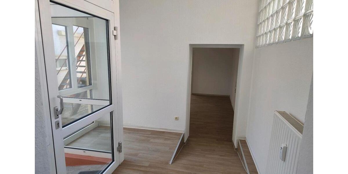 Erdgeschoßwohnung Köthen (Anhalt) - 5 Zimmer, 150 m&sup2;, 1.100&euro; | Angebot:26323290