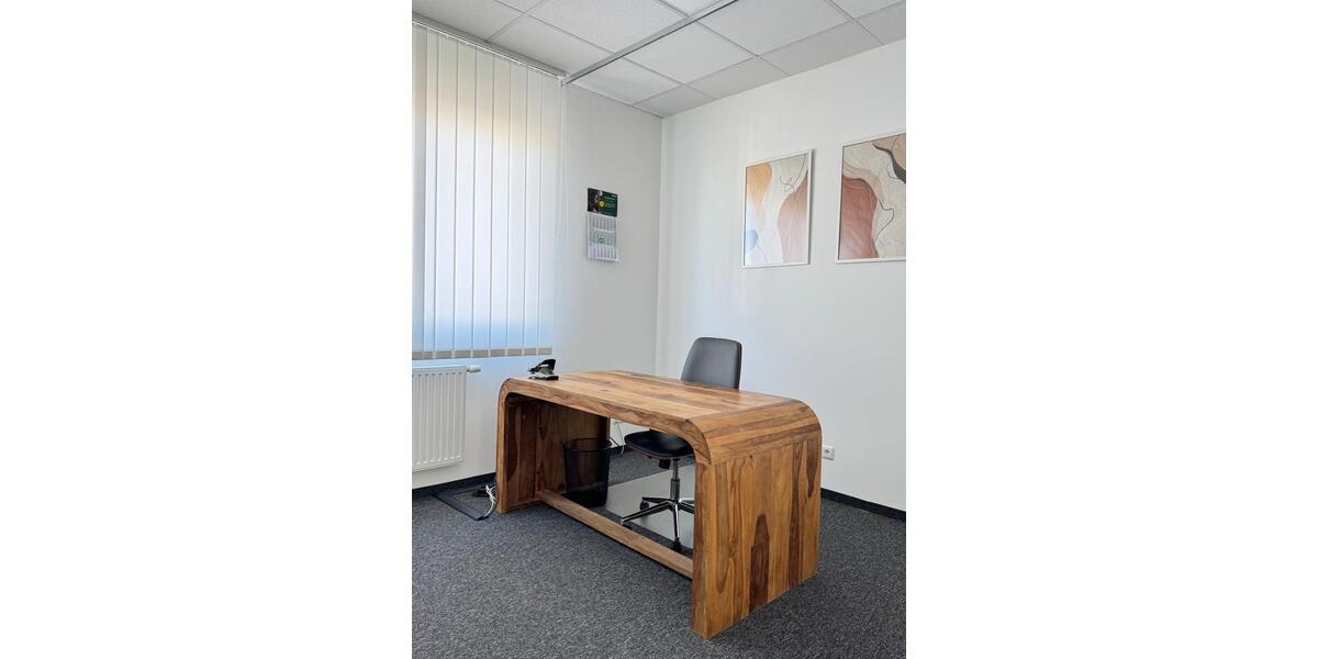 Büro 12 m² in Regensburg zimmer