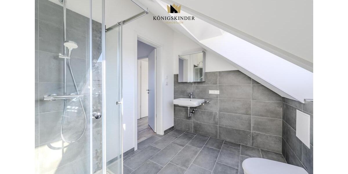 Helle 4-Zi.-Maisonette mit Balkon, 2 Bädern & Küchenzeile 4 zimmer