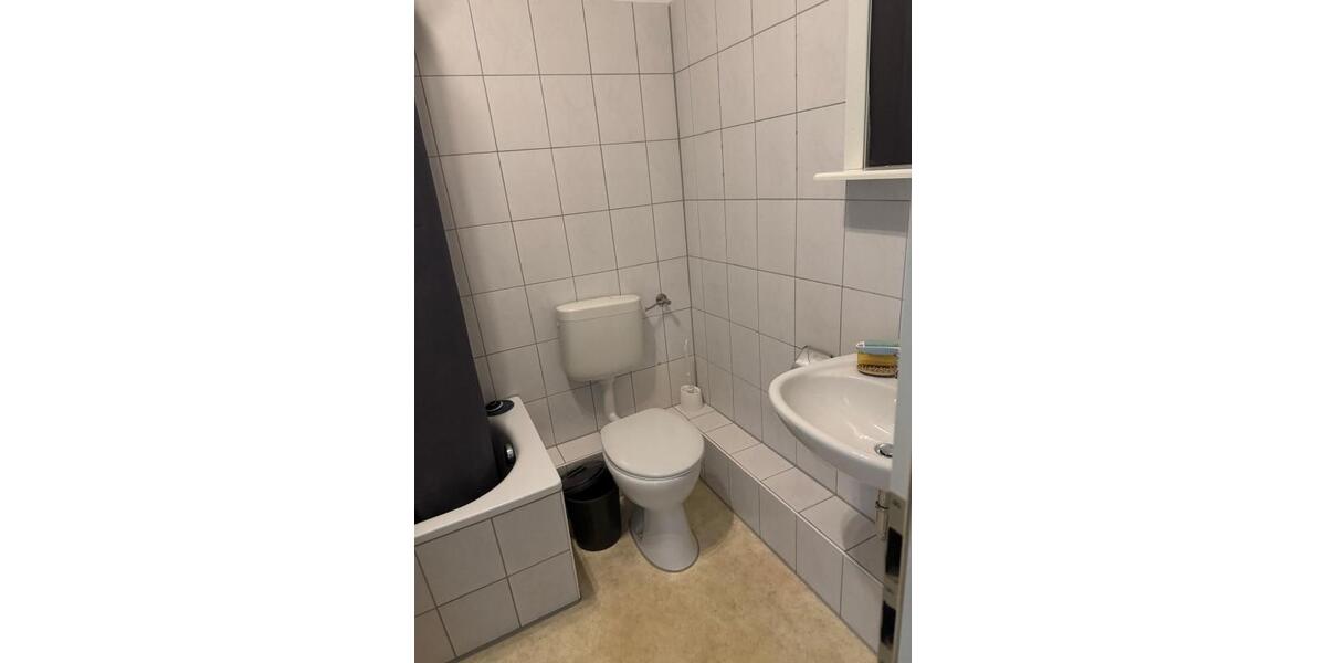 Etagenwohnung Mittweida - 1 Zimmer, 15 m&sup2;, 299&euro; | Angebot:22307061